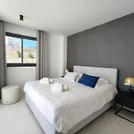 Higueron 5821 Luxe Met Zeezicht *