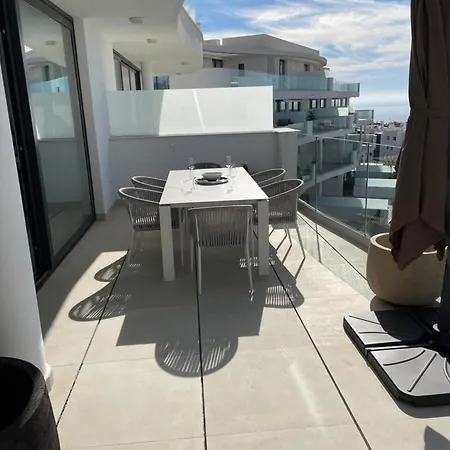 Apartment Higueron 5821 Luxe Met Zeezicht