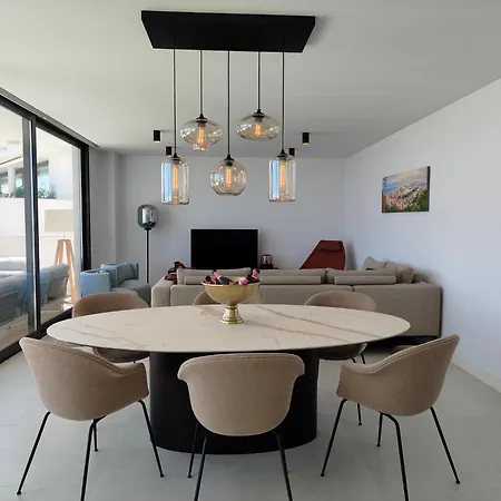 Higueron 5821 Luxe Met Zeezicht Apartamento *