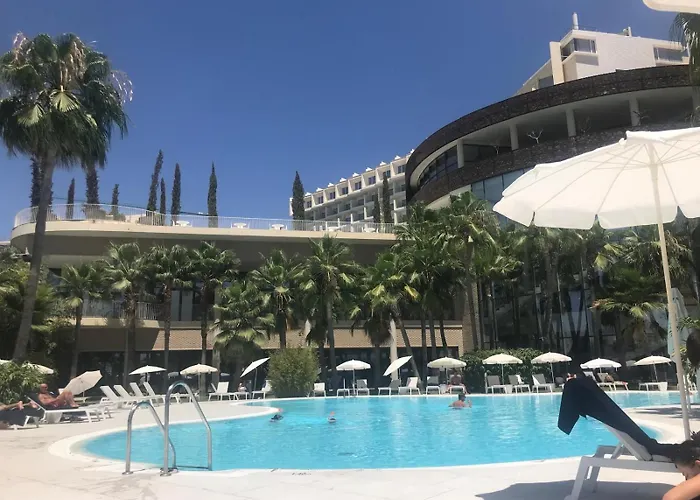 Higueron 5821 Luxe Met Zeezicht Апартаменты