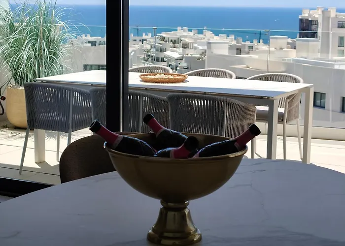 Higueron 5821 Luxe Met Zeezicht Апартаменти Фуенхірола