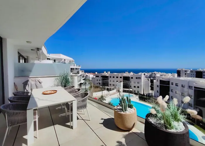 Higueron 5821 Luxe Met Zeezicht Апартаменти