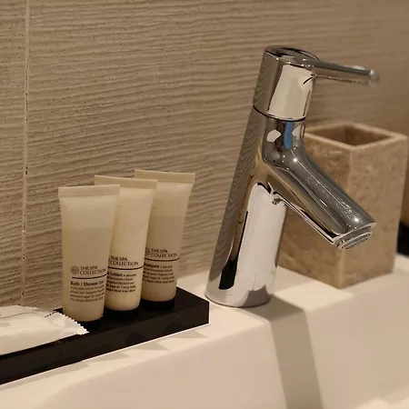 Higueron 5821 Luxe Met Zeezicht Apartman *